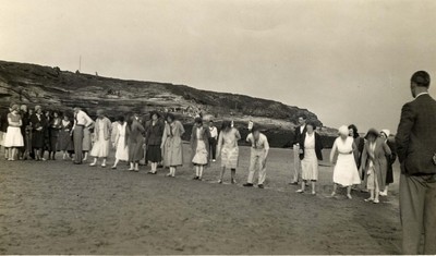 William Henderson & Sons staff outing, 1930s.